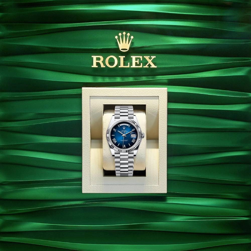 2024 Release Rolex Day-Date 40 mm | Platinum President bracelet | Blue ombr dial Fluted bezel | Men's Watch 228236