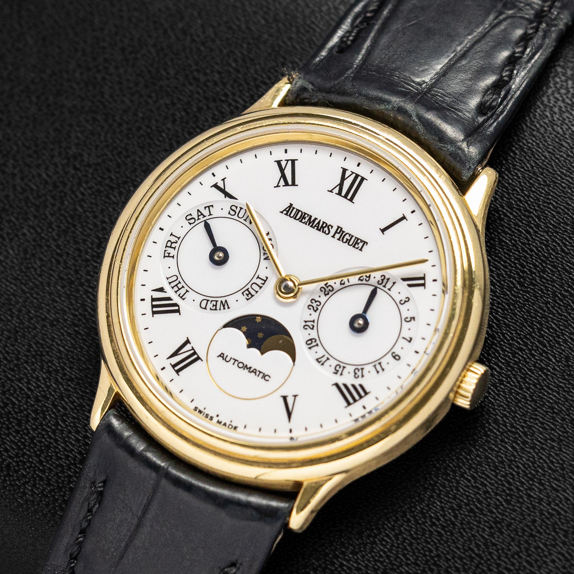 Audemars Piguet Day Date Moonphase 25589BA.PP.A002XX01