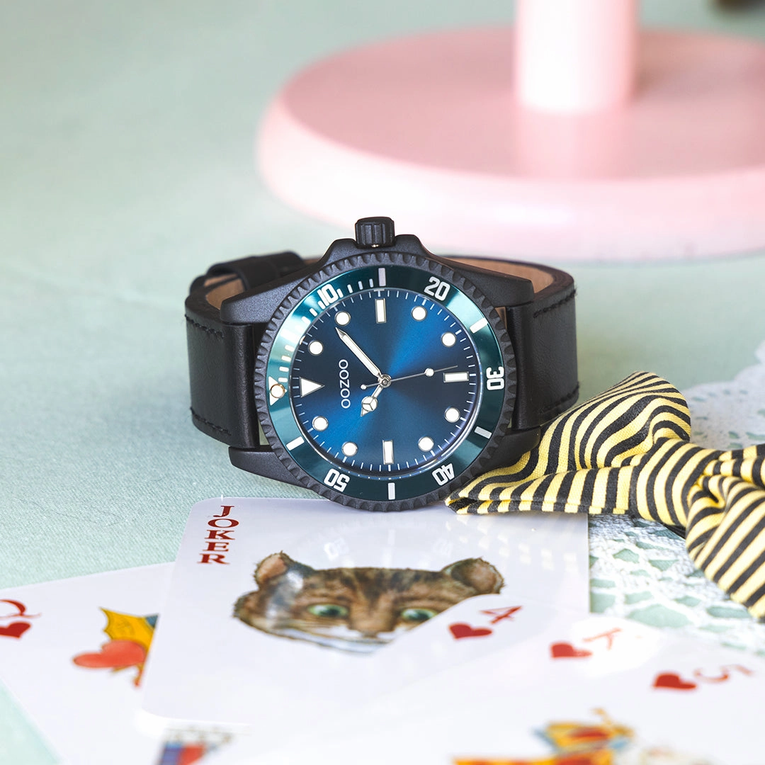 Black OOZOO watch with leather strap - C11118