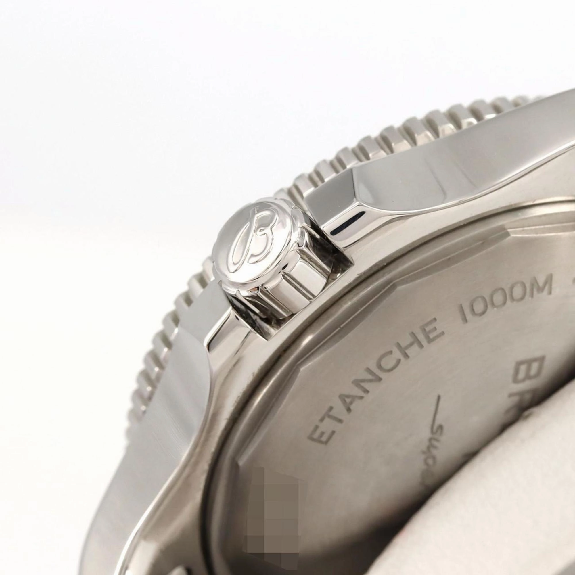 Breitling Superocean Stainless Steel Wristwatch (Pre-Owned)