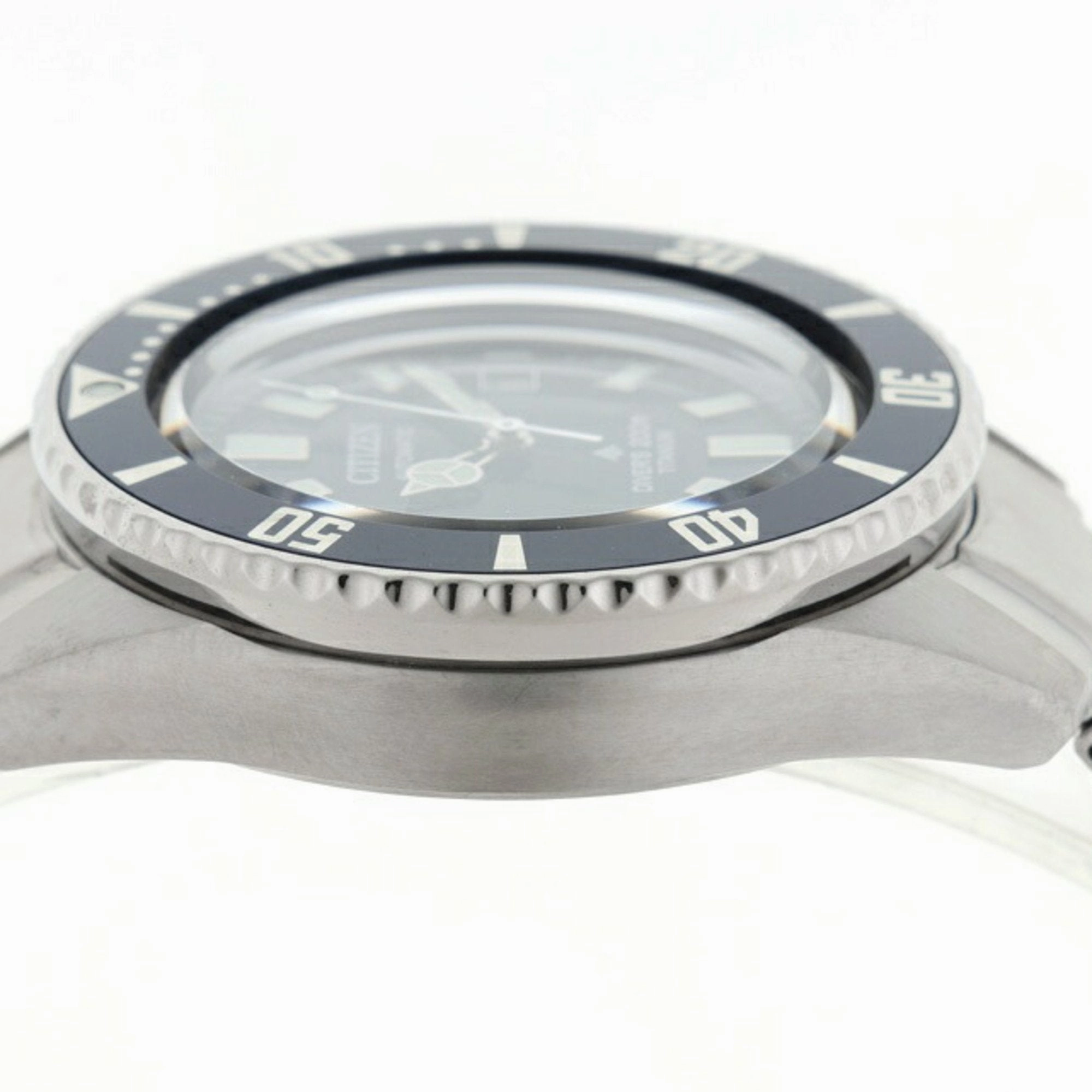 Citizen Titanium Wristwatch (Pre-Owned)