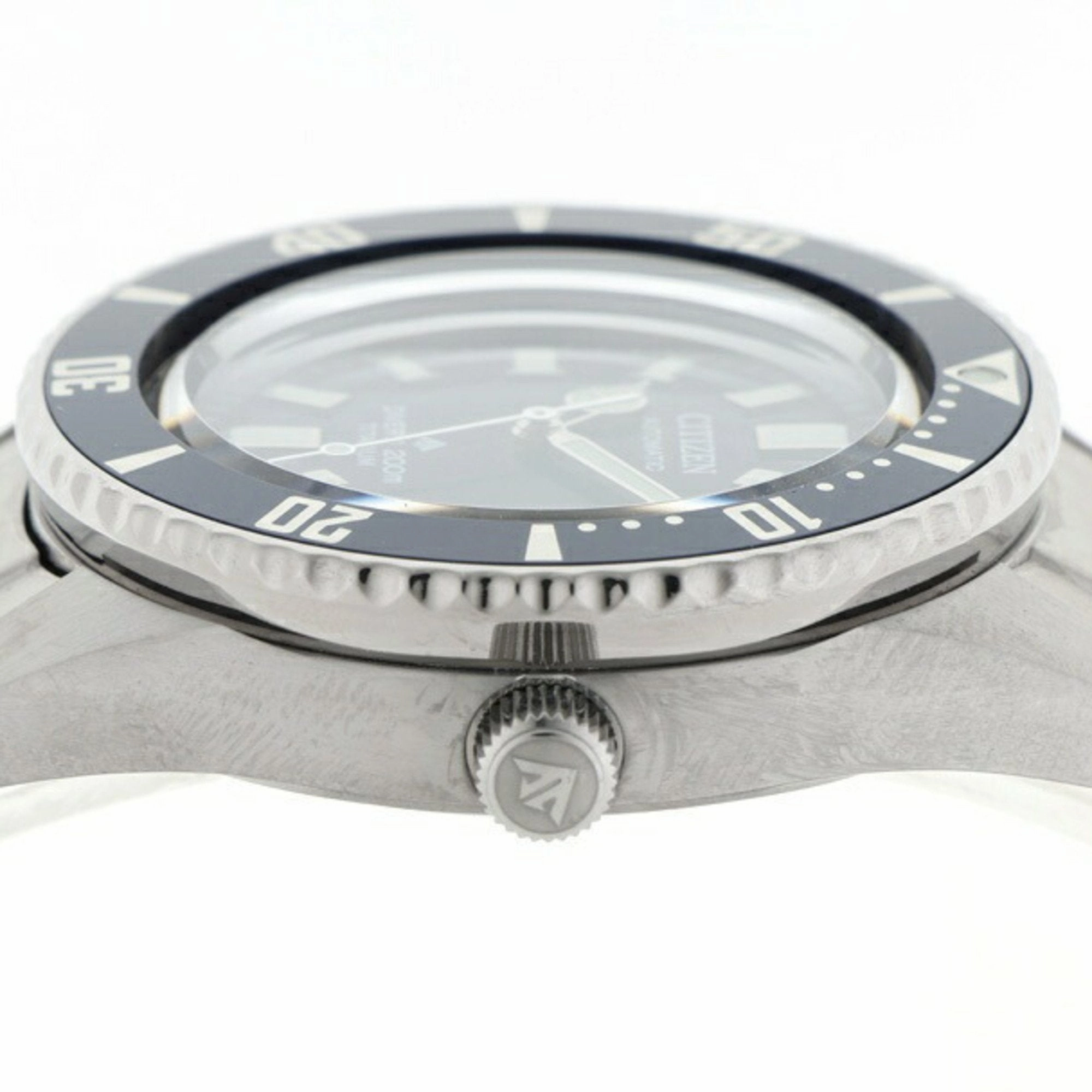 Citizen Titanium Wristwatch (Pre-Owned)