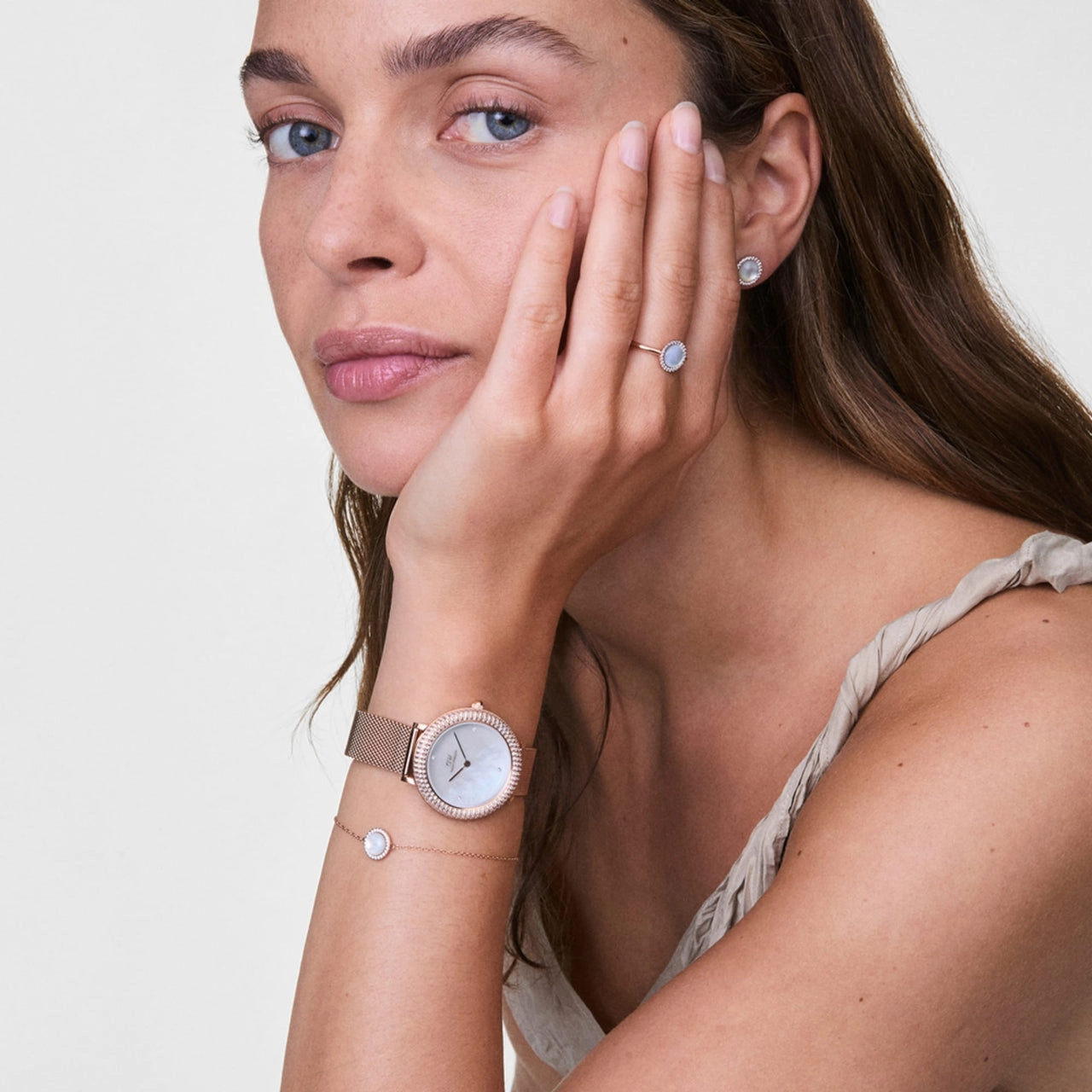 Daniel Wellington Crystalline Bezel Melrose White Dial Watch DW00100823