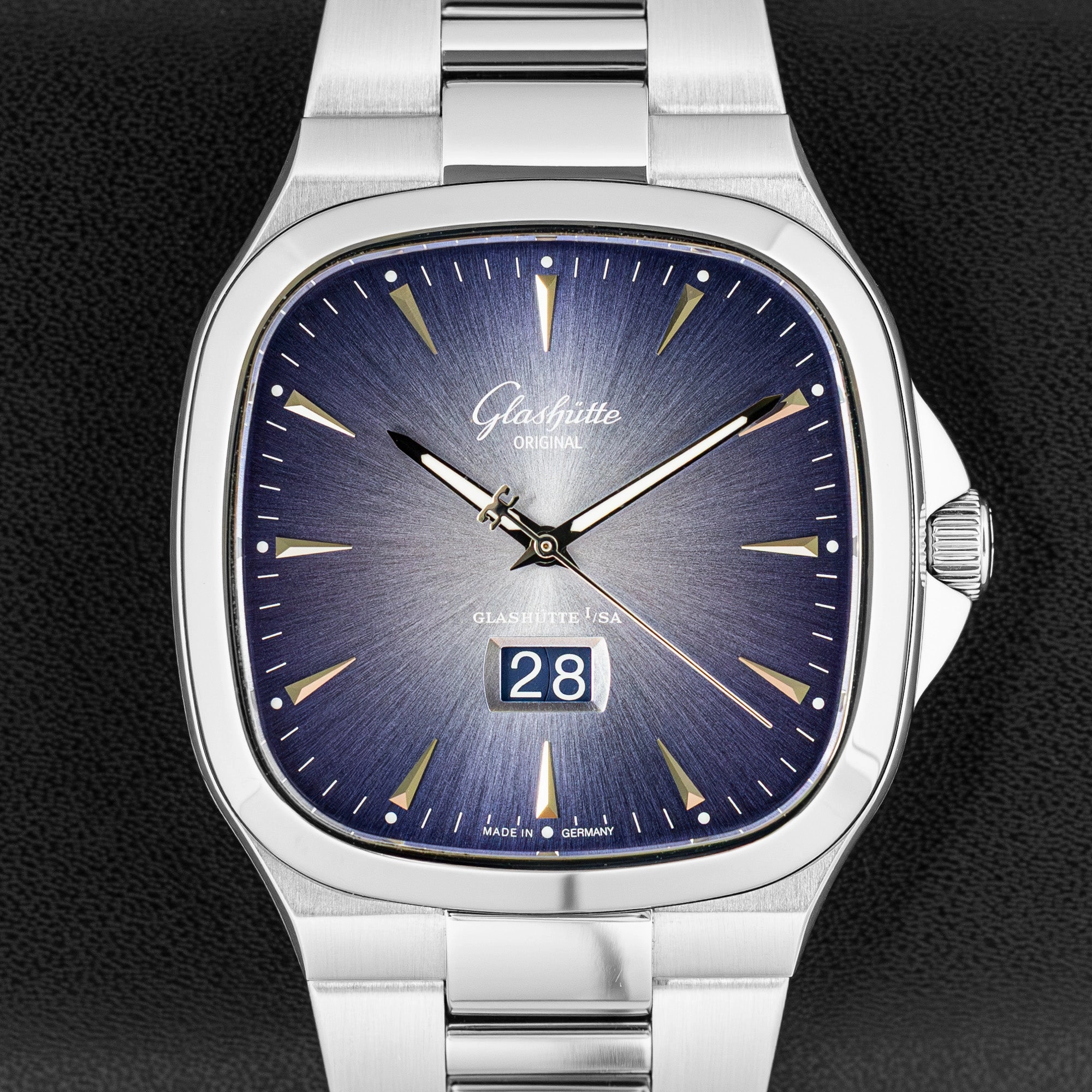 Glashtte Original Seventies Panorama Date 2-39-47-13-12-14