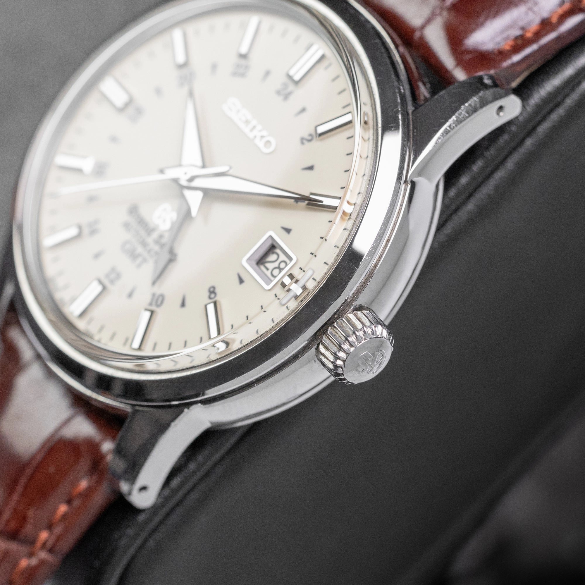 Grand Seiko Elegance GMT SBGM021