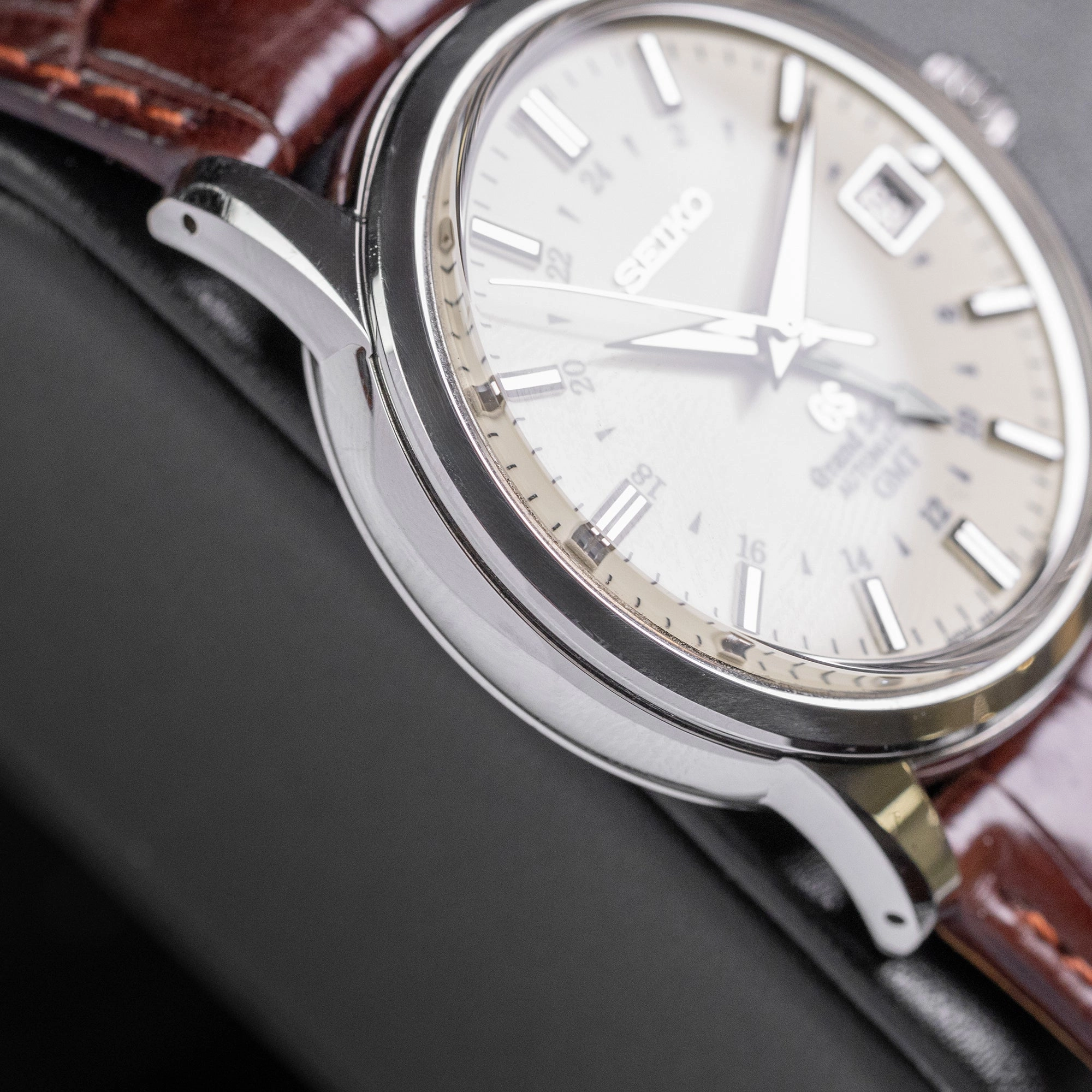 Grand Seiko Elegance GMT SBGM021