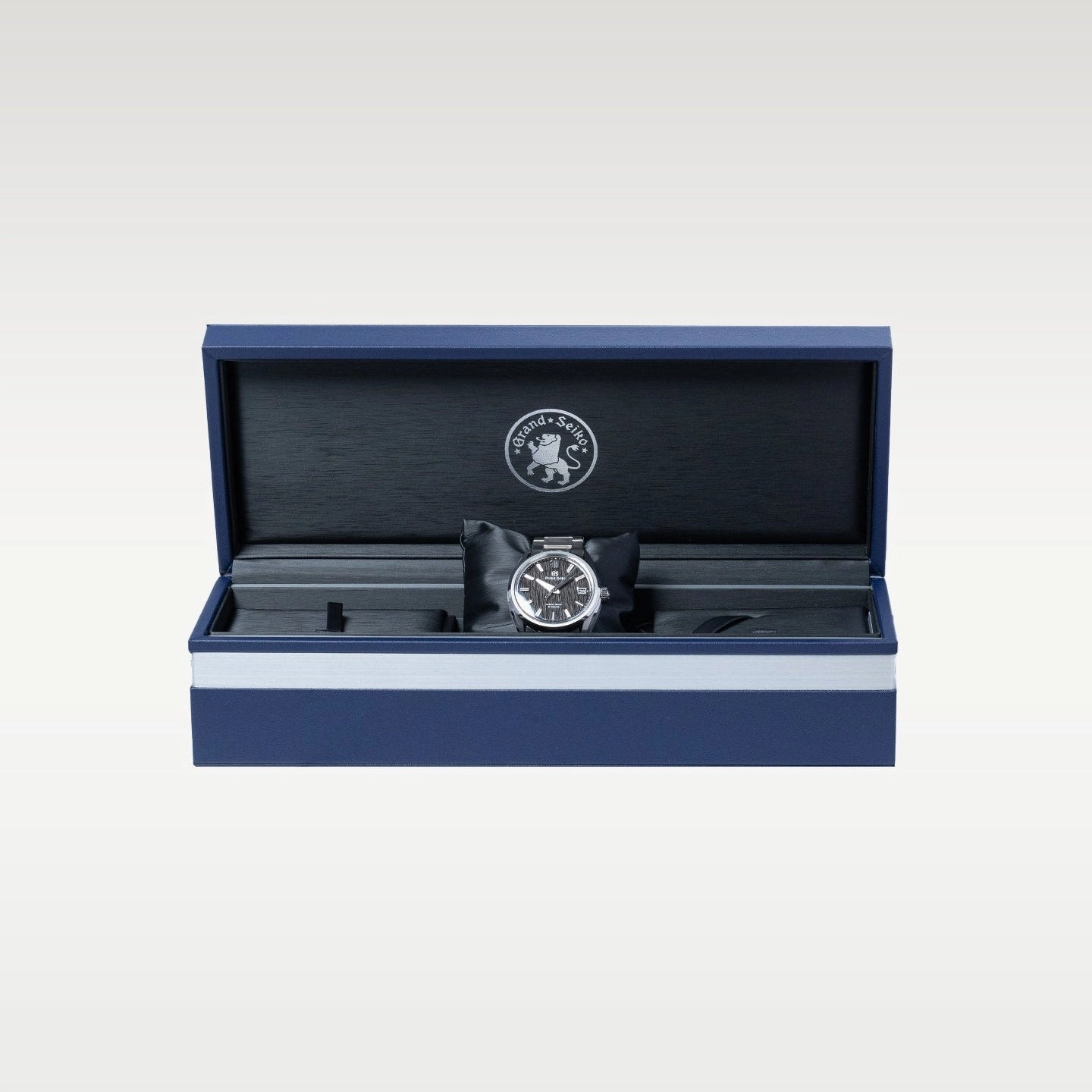 Grand Seiko Evolution 9 Black Birch SLGH017G