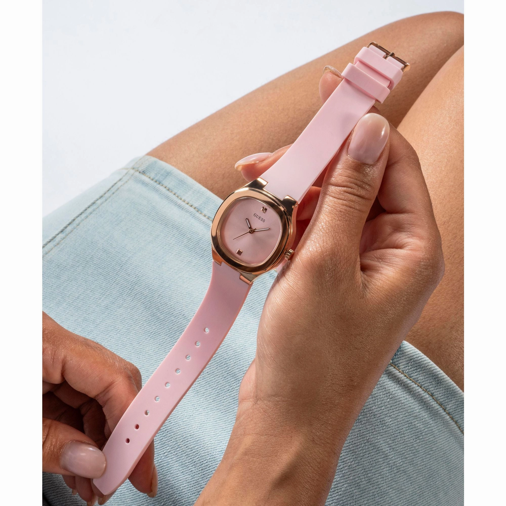 Guess Eve Dress Pink Rose Gold Tone Watch GW0658L2