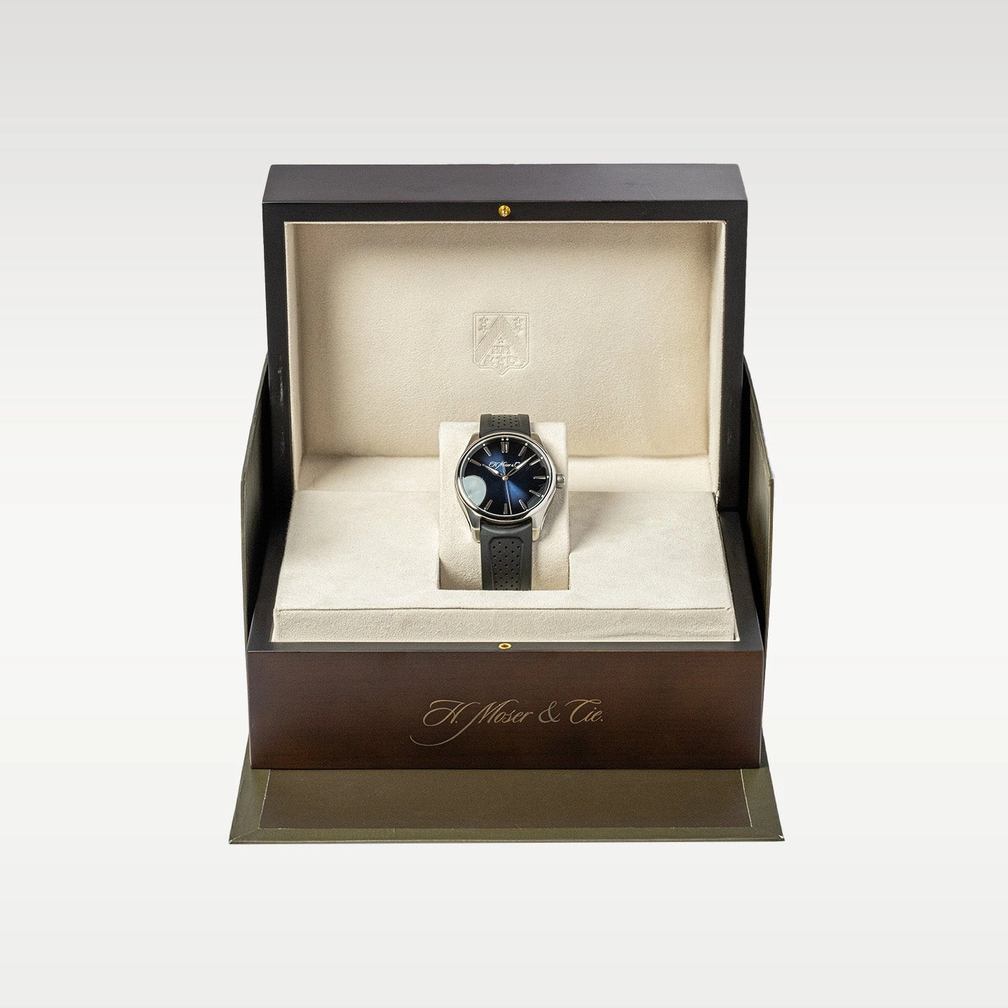 H.moser & Cie. Pioneer Centre Seconds 3200-1200