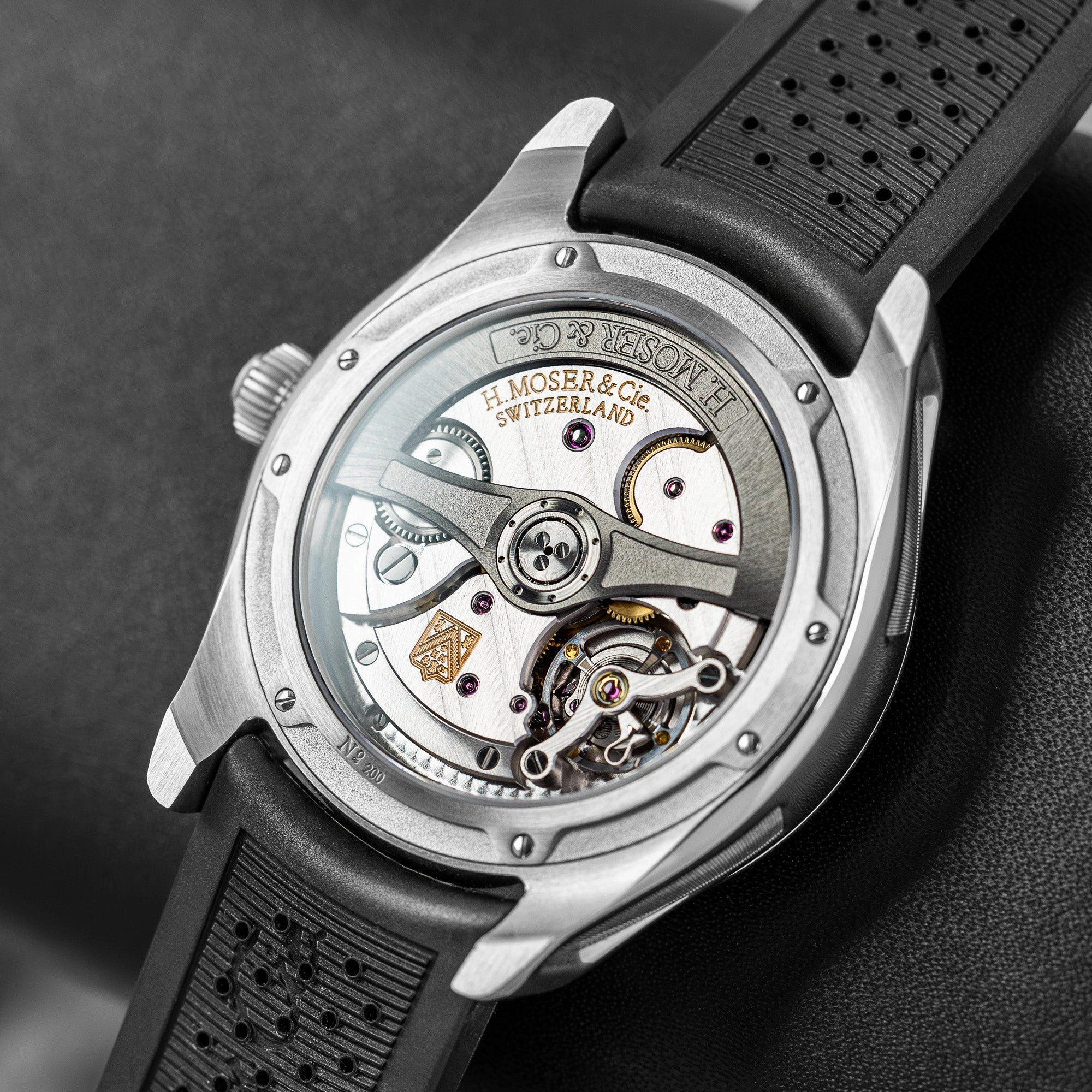 H.moser & Cie. Pioneer Centre Seconds 3200-1200