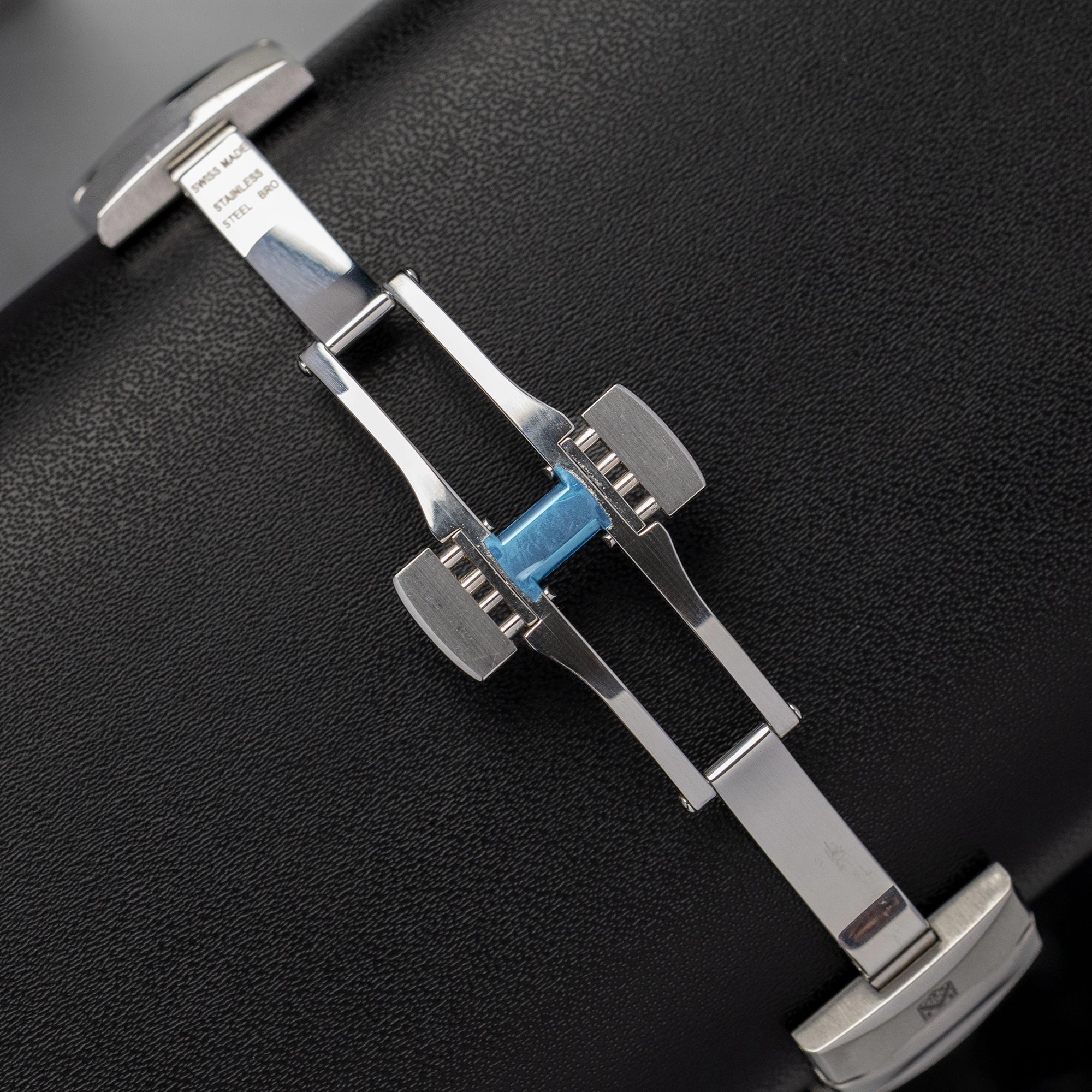 H.moser & Cie. Streamliner Center Seconds 6200-1200