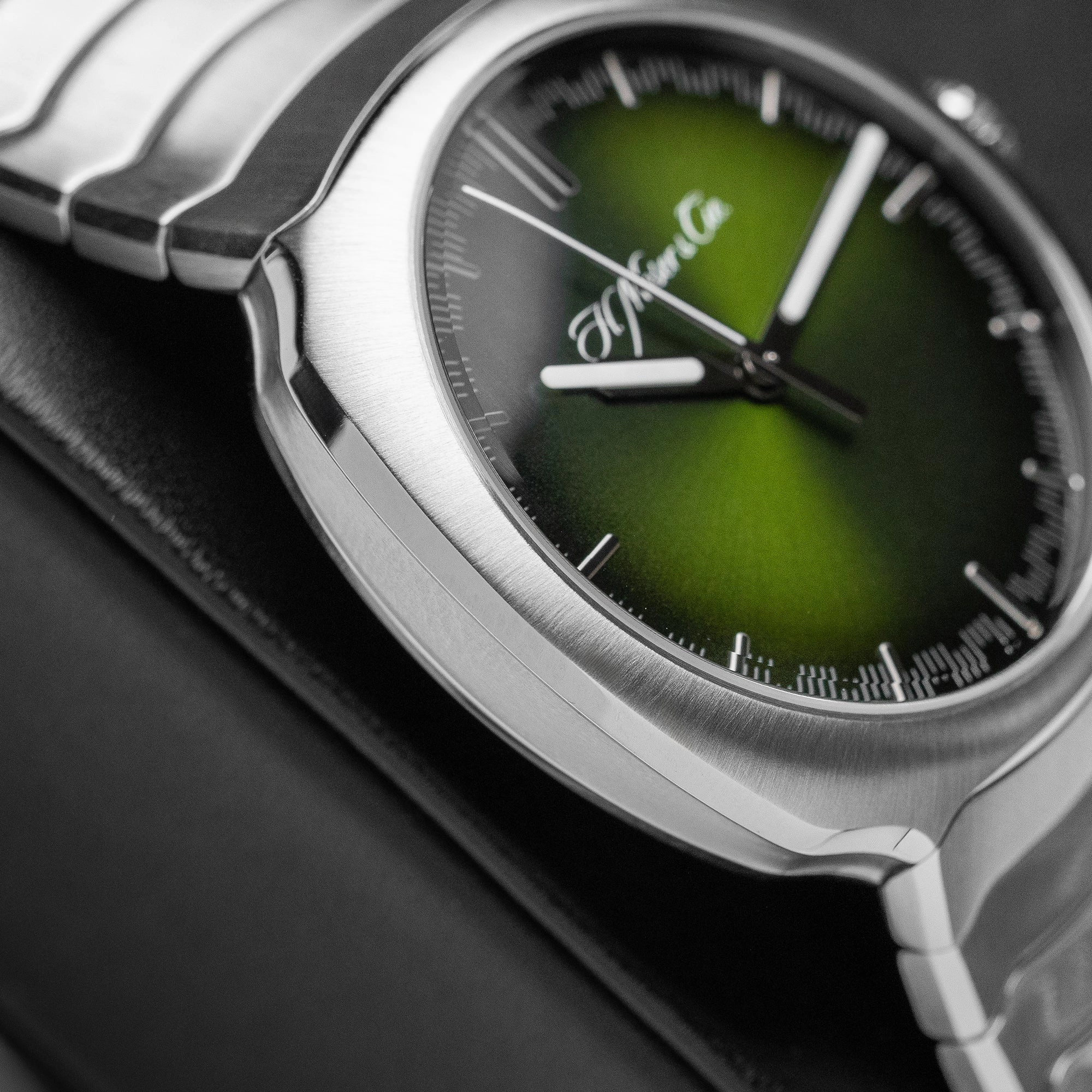 H.moser & Cie. Streamliner Center Seconds 6200-1200
