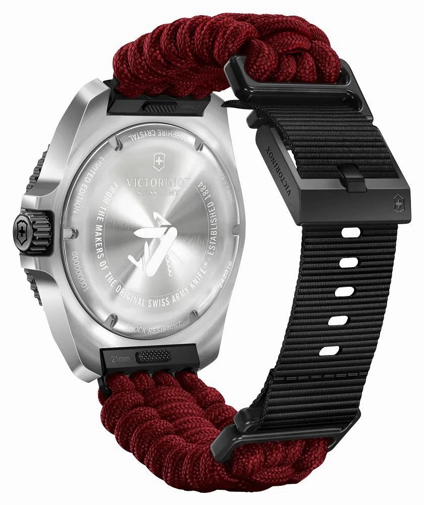 Limited Edition Victorinox Swiss Army Journey 1884 Stainless Steel Black Dial Red Nylon Interchangeable Black Rubber Strap Date Divers Quartz Mens Watch 242016.1