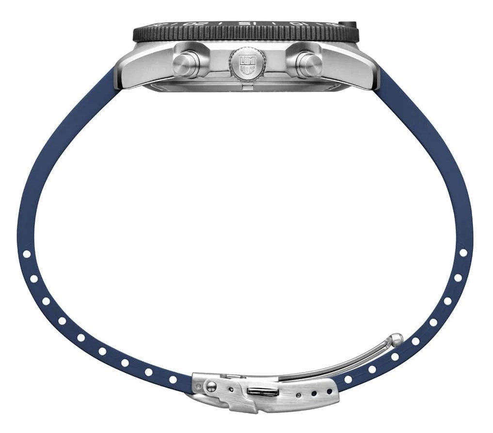 Luminox Pacific Diver Chronograph Stainless Steel Black Dial Blue Rubber Strap Day/Date Divers Quartz Mens Watch XS.3143