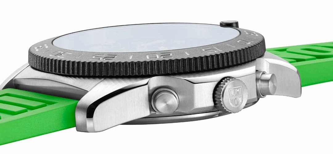 Luminox Pacific Diver Chronograph Stainless Steel Black Dial Green Rubber Strap Day/Date Divers Quartz Mens Watch XS.3157.NF
