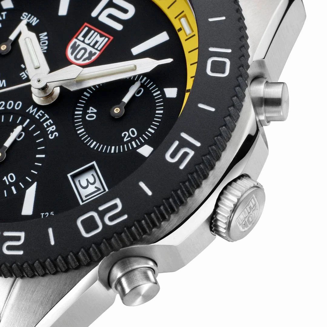 Luminox Pacific Diver Chronograph Stainless Steel Black Dial Yellow/Black Interchangeable Rubber Strap Day/Date Divers Quartz Mens Watch XS.3145.SET