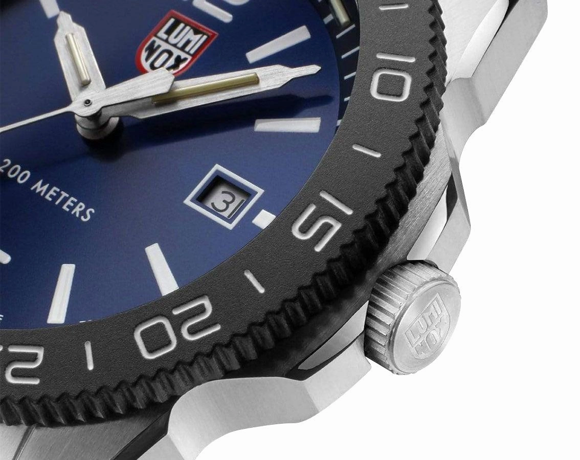 Luminox Pacific Diver Stainless Steel Blue Dial Blue Rubber Strap Date Divers Quartz Mens Watch XS.3123.DF