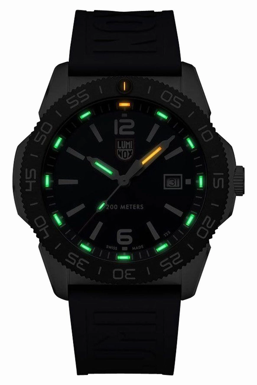 Luminox Pacific Diver Stainless Steel Blue Dial Blue Rubber Strap Date Divers Quartz Mens Watch XS.3123.DF