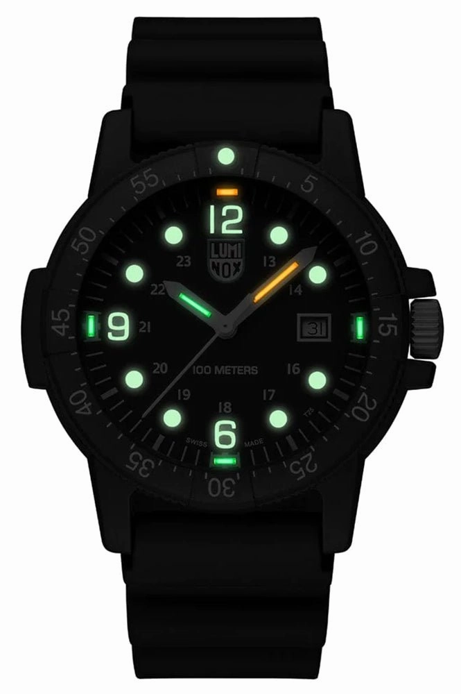 Luminox Sea Bass CARBONOX Black Dial Black Rubber Strap Date Quartz Mens Watch X2.2001