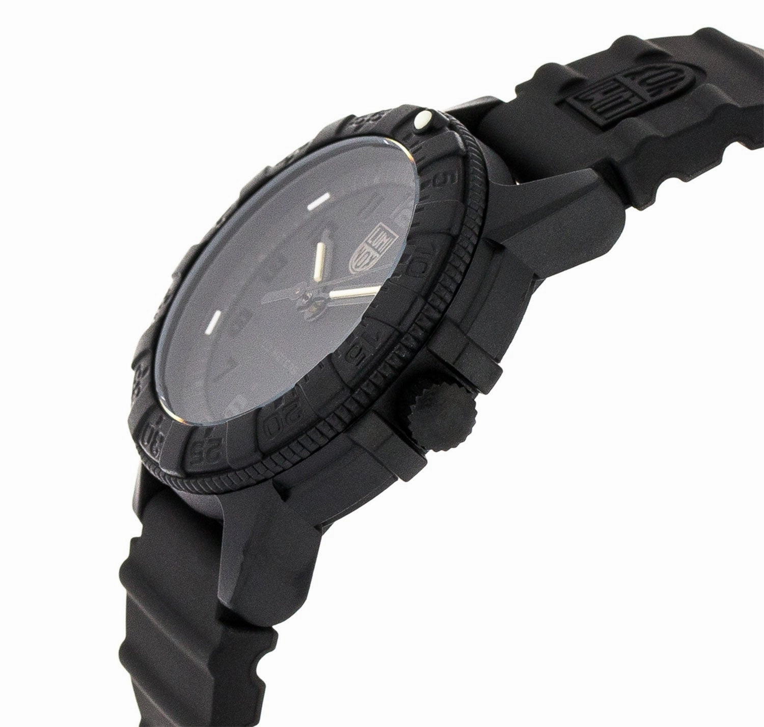 Luminox Sea Turtle CARBONOX Black Rubber Strap Black Dial Date Quartz Mens Watch XS.0301.BO.L