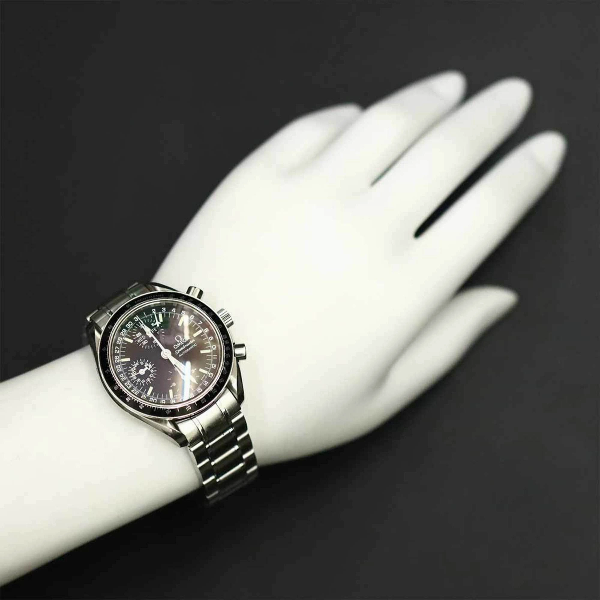 Omega Stainless Steel Wristwatch (Pre-Owned)