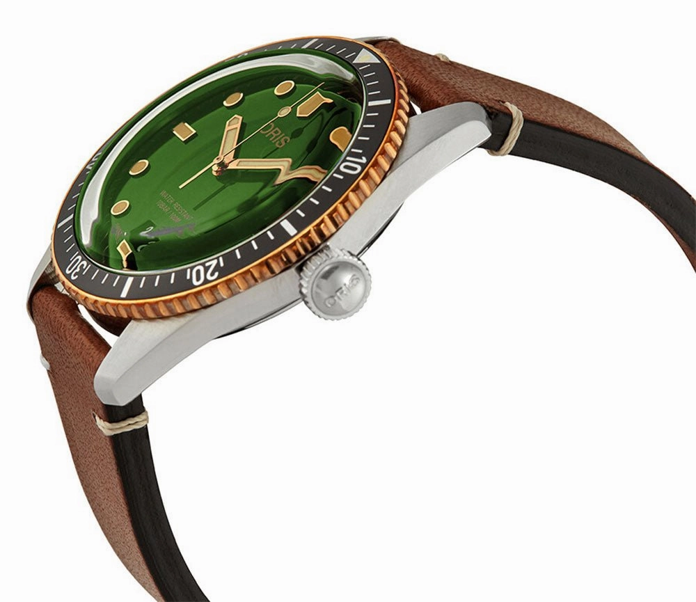 Oris Divers Sixty-Five Automatic Stainless Steel & Bronze Green Dial Brown Leather Strap Date Mens Watch 733 7707 4357-07 5 20 45