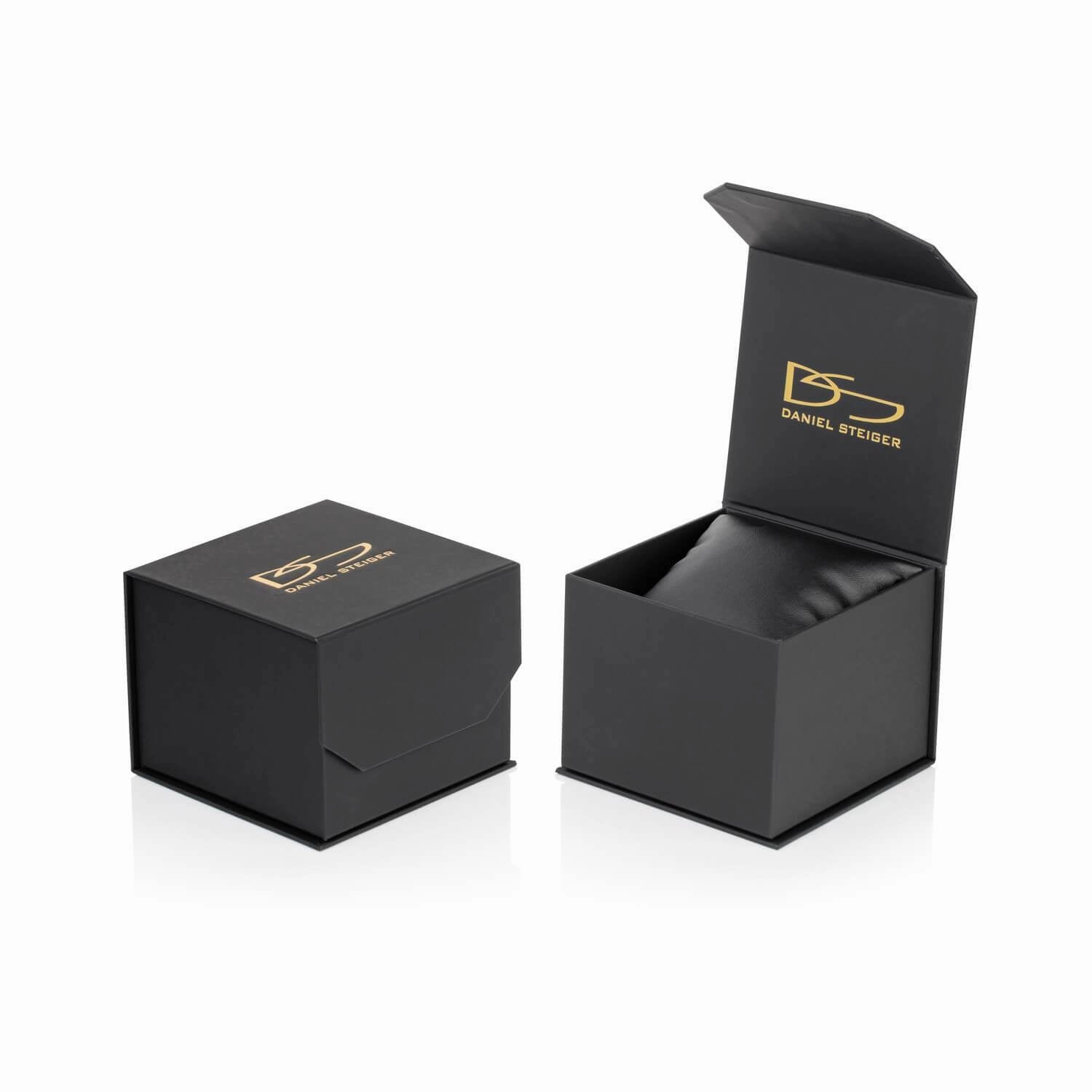 Renaissance Classic Yellow Gold / Black Watch