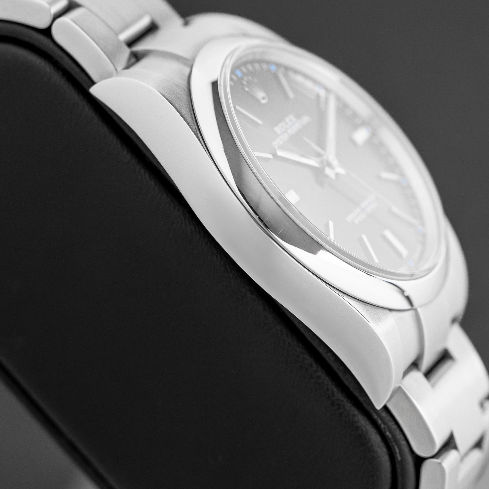 Rolex Oyster Perpetual 114300