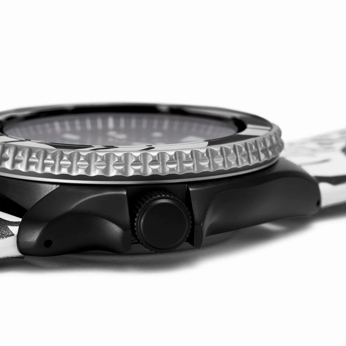 Seiko 5 SRPG43K1 Sports Automai Limited Edition Automatic Watch