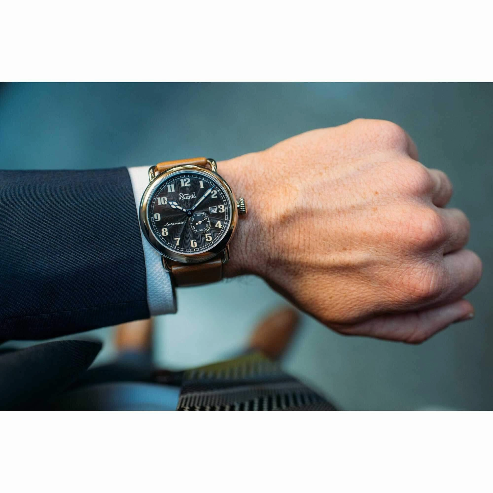 Szanto Men's Automatic Watch - Officer Classic Round Black Dial Tan Strap | SZ 6302E