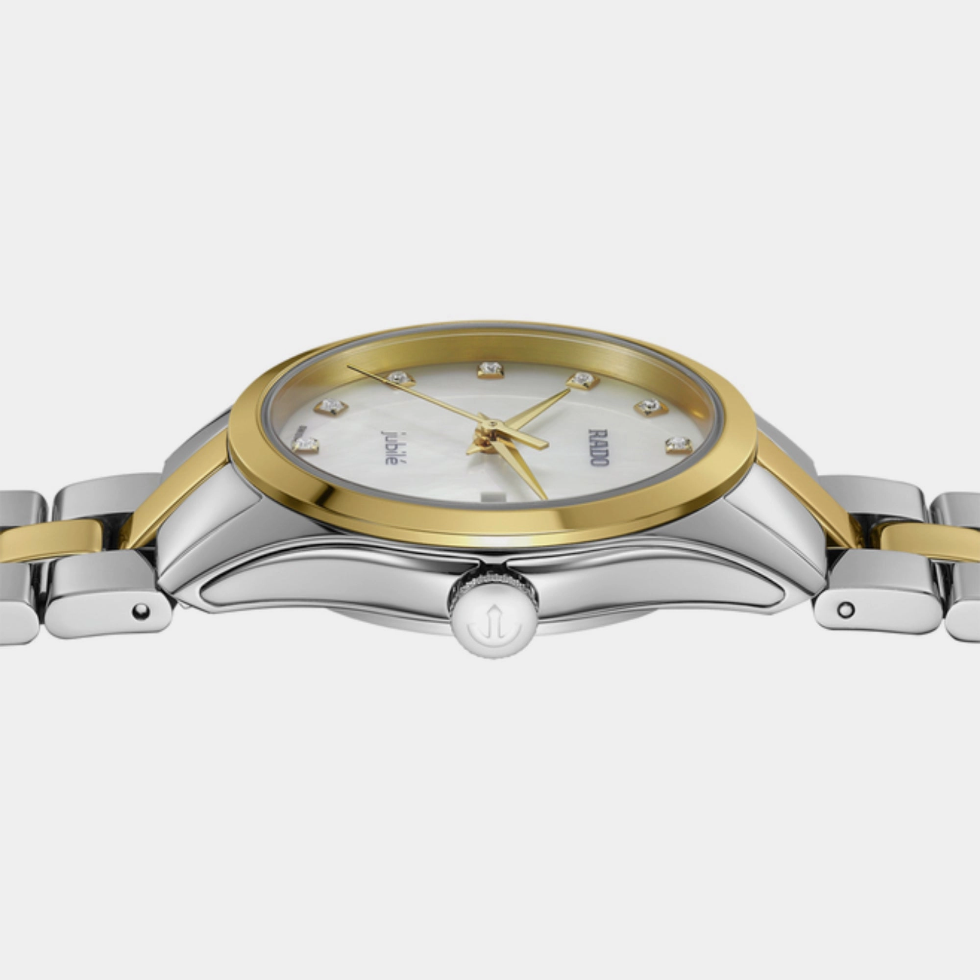 The Hyperchrome Women Analog Stainless Steel Watch R32975912