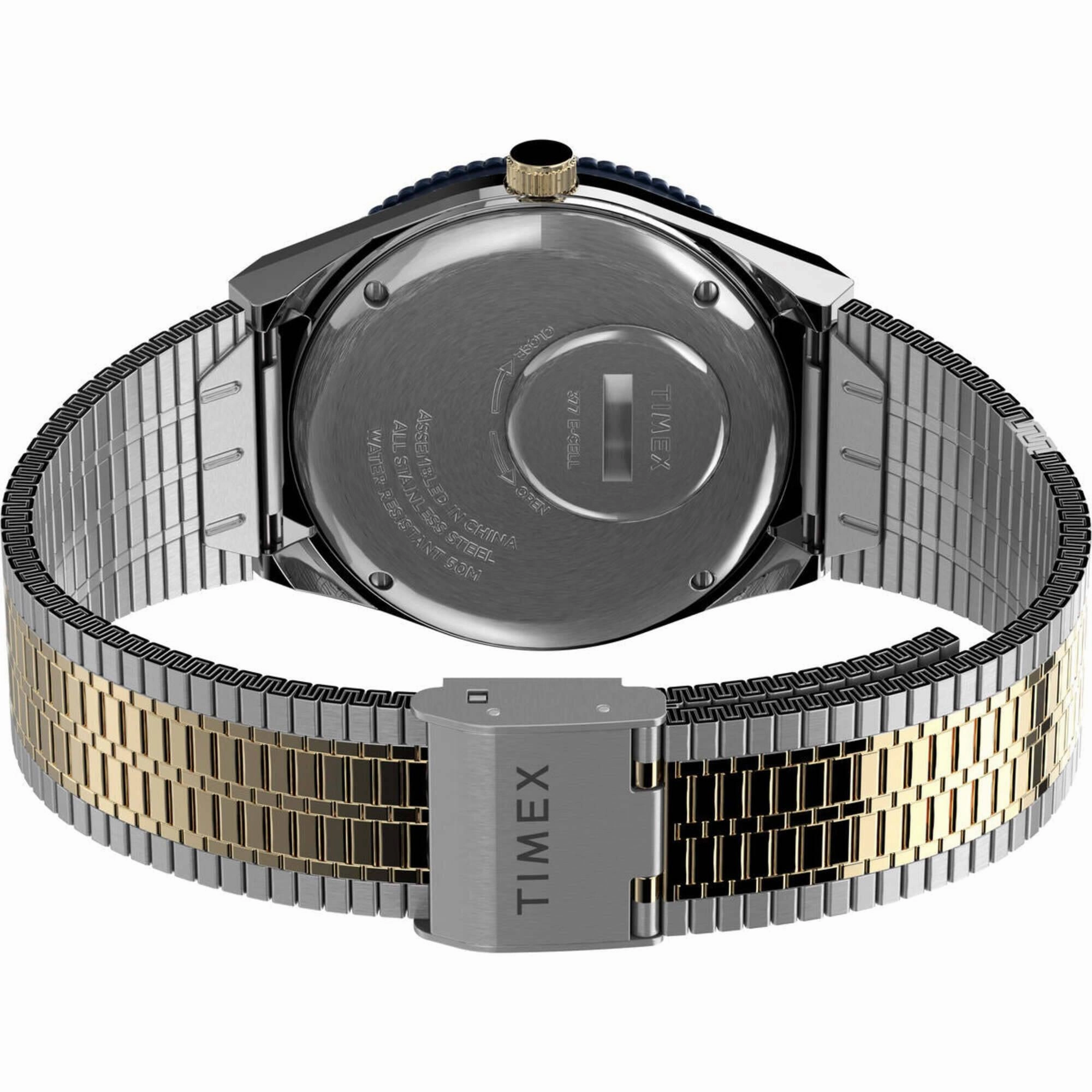 Timex Men's Watch - Q Diver Quartz Blue Dial Stainless Steel Bracelet | TW2V18400ZV