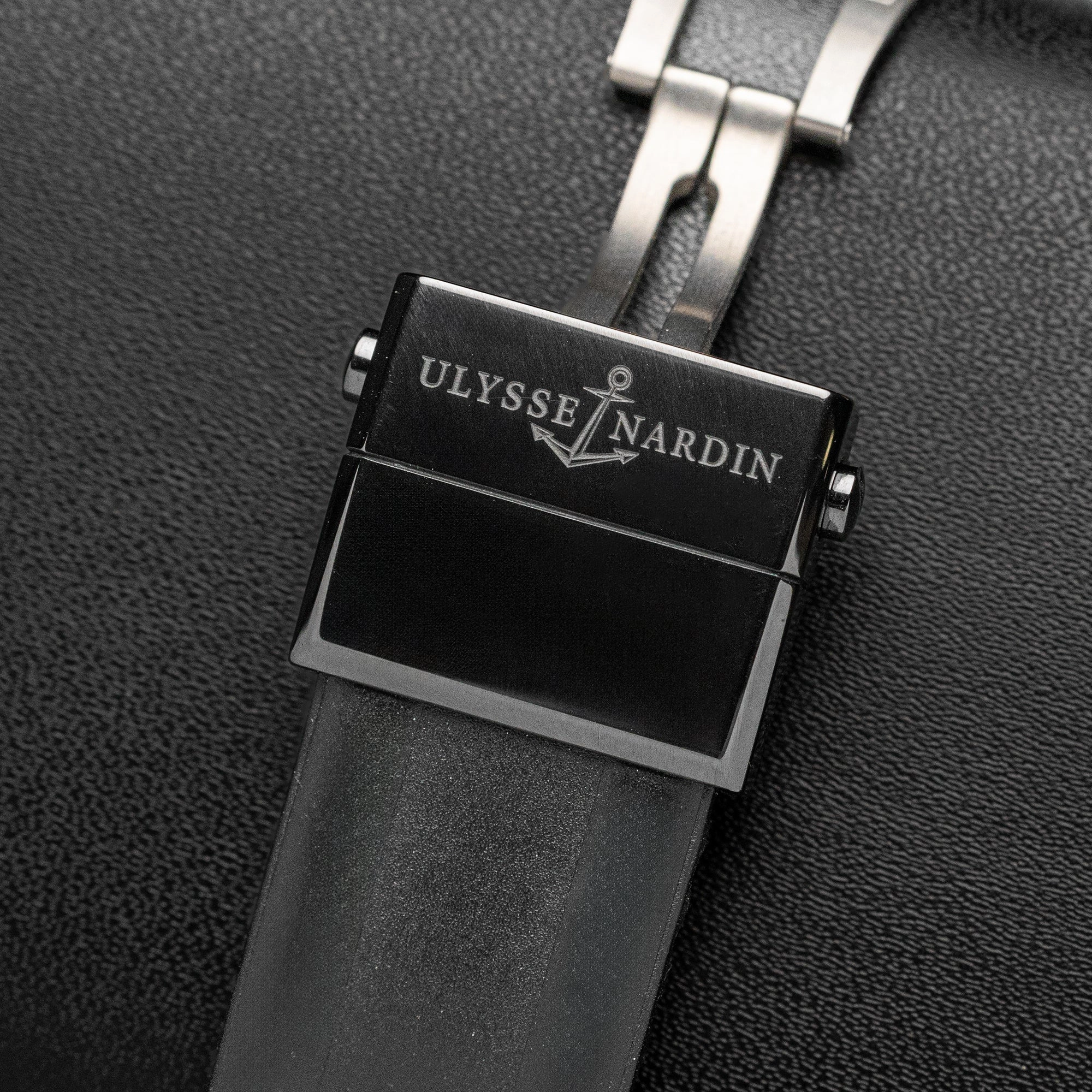Ulysse Nardin Executive Dual Time 246-00