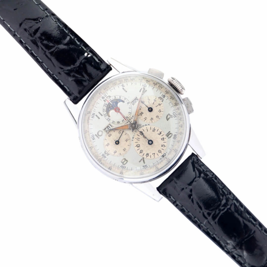 Universal Genve Tri-Compax 22258, Circa 1944