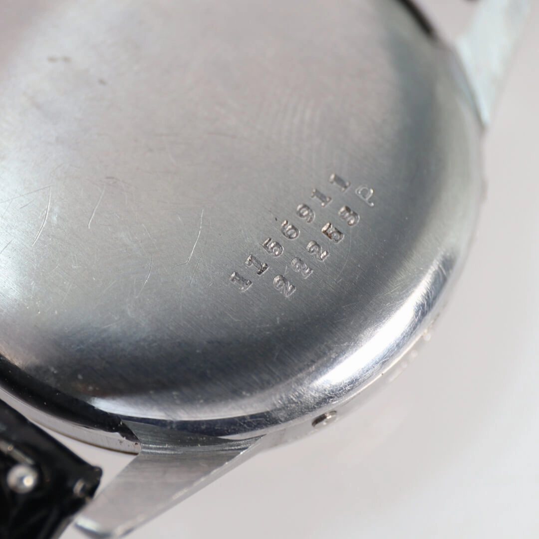 Universal Genve Tri-Compax 22258, Circa 1944