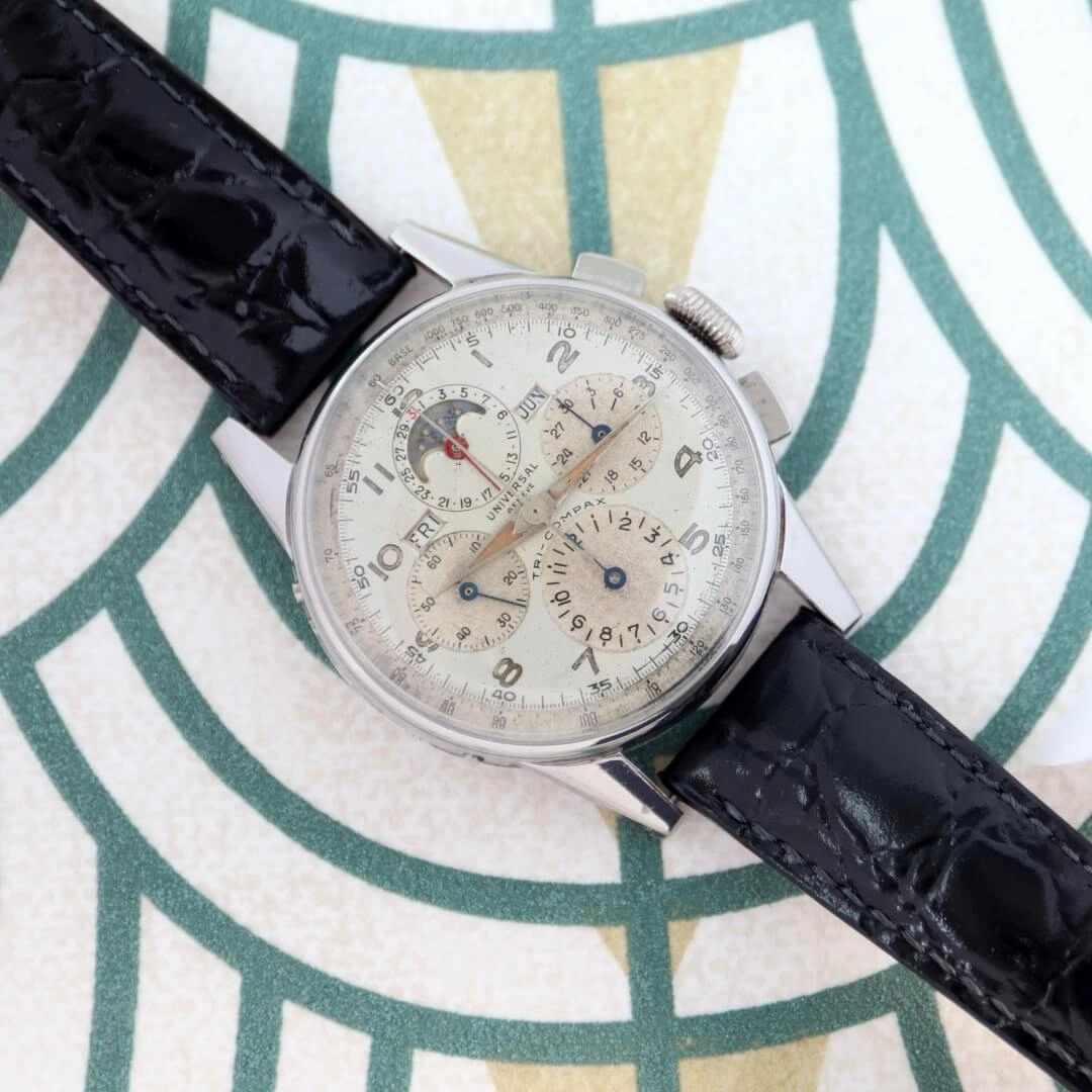 Universal Genve Tri-Compax 22258, Circa 1944