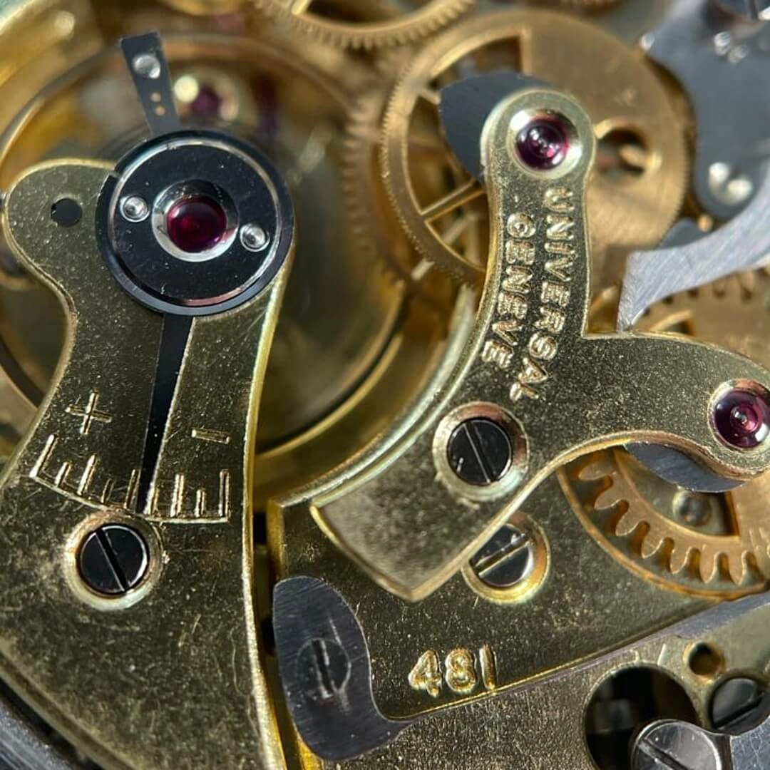 Universal Genve Tri-Compax 22258, Circa 1944