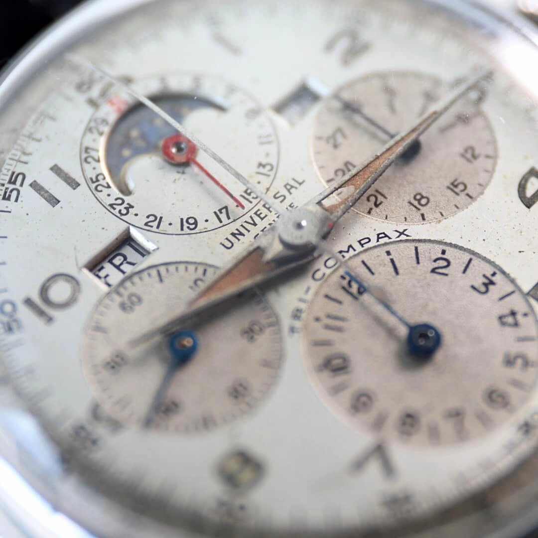 Universal Genve Tri-Compax 22258, Circa 1944