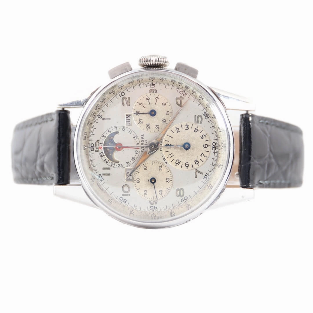 Universal Genve Tri-Compax 22258, Circa 1944