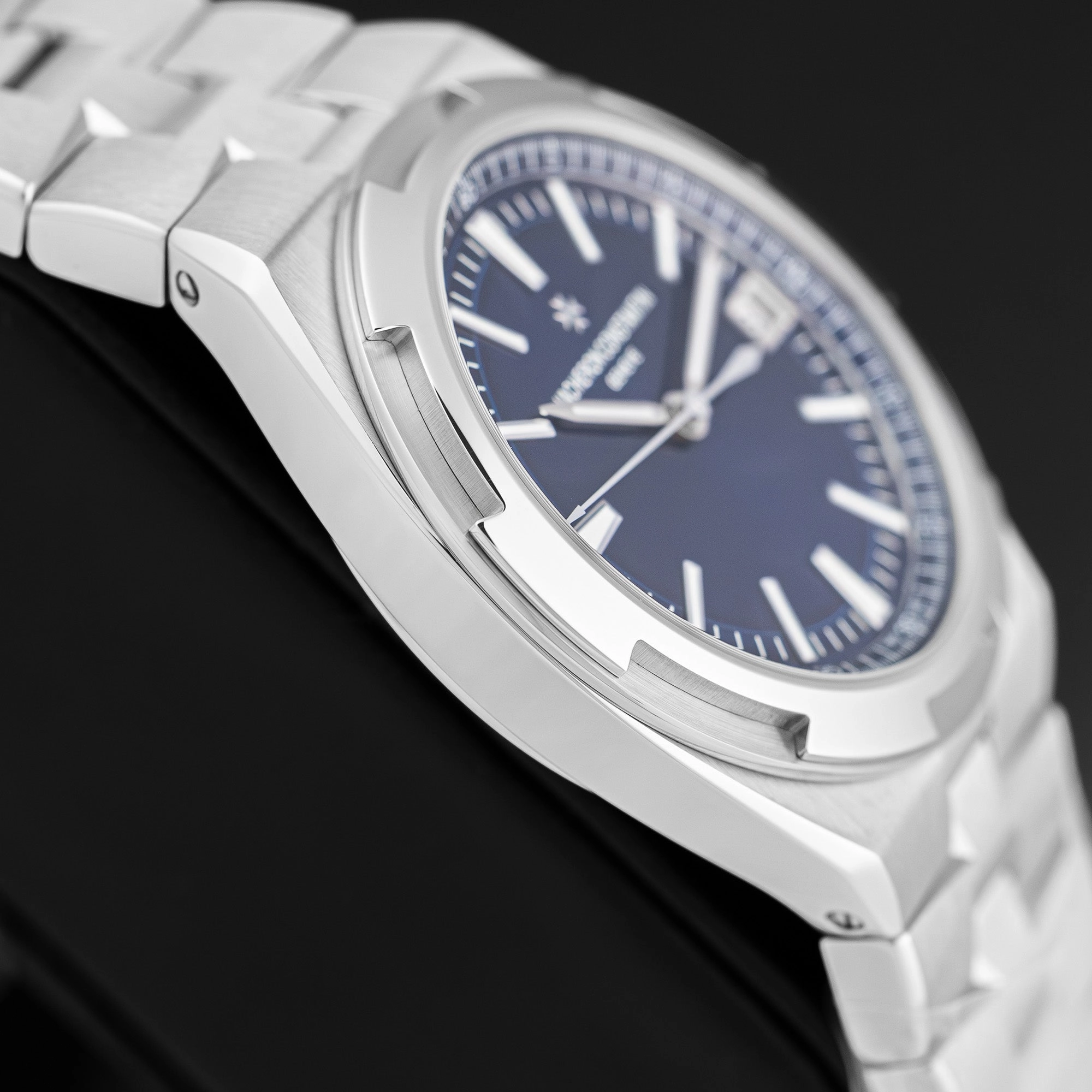 Vacheron Constantin Overseas 4500V