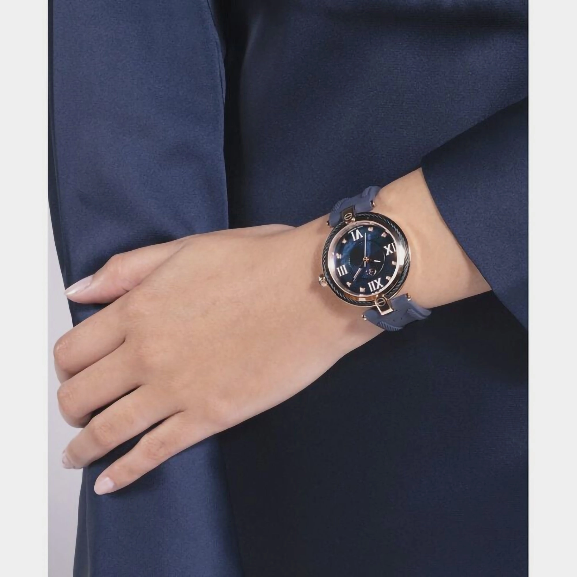 Women's Mother Of Pearl Analog Silicone Watch Z15004L7MF